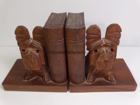 scotties books carved bookends
